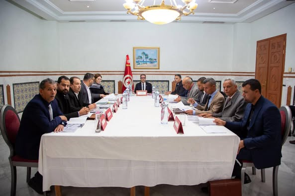 رئيس المجلس الوطني للجهات والأقاليم يشرف على اجتماع مكتب المجلس