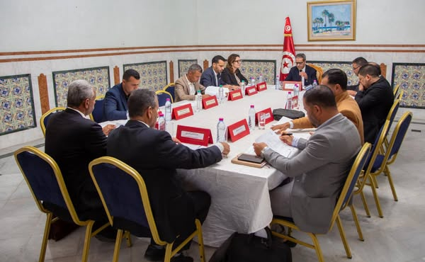 رئيس المجلس الوطني للجهات والأقاليم يشرف على اجتماع مكتب المجلس