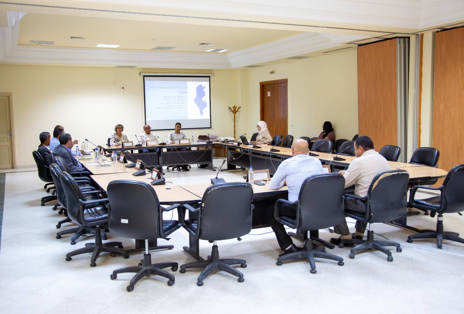 You are currently viewing لجنة المخططات التنموية والمشاريع الكبرى تعقد جلسة إستماع لوزارة التجهيز والإسكان بخصوص موضوع التهيئة الترابية