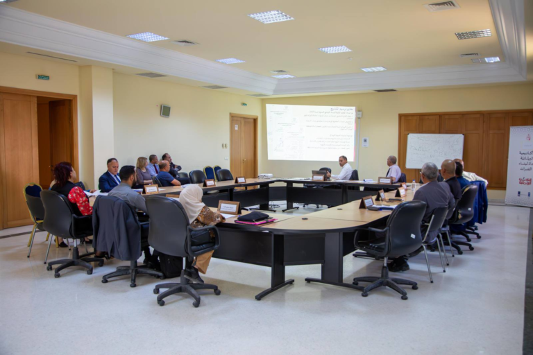 لجنة الخدمات والتنمية الاجتماعية تستمع لممثلي وزارة التربية