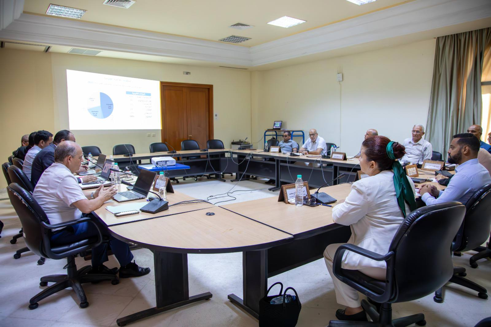 You are currently viewing لجنة الخدمات و التنمية الاجتماعية تعقد جلسة استماع لممثلي وزارة الشؤون الاجتماعية