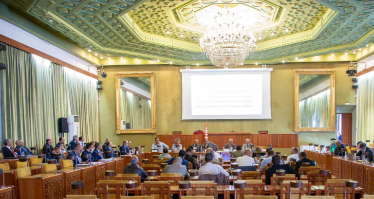 لجنة المخططات التنموية والمشاريع الكبرى تعقد جلسة استماع حول مشروع ميزانية مهمة التجهيز والإسكان لسنة 2026