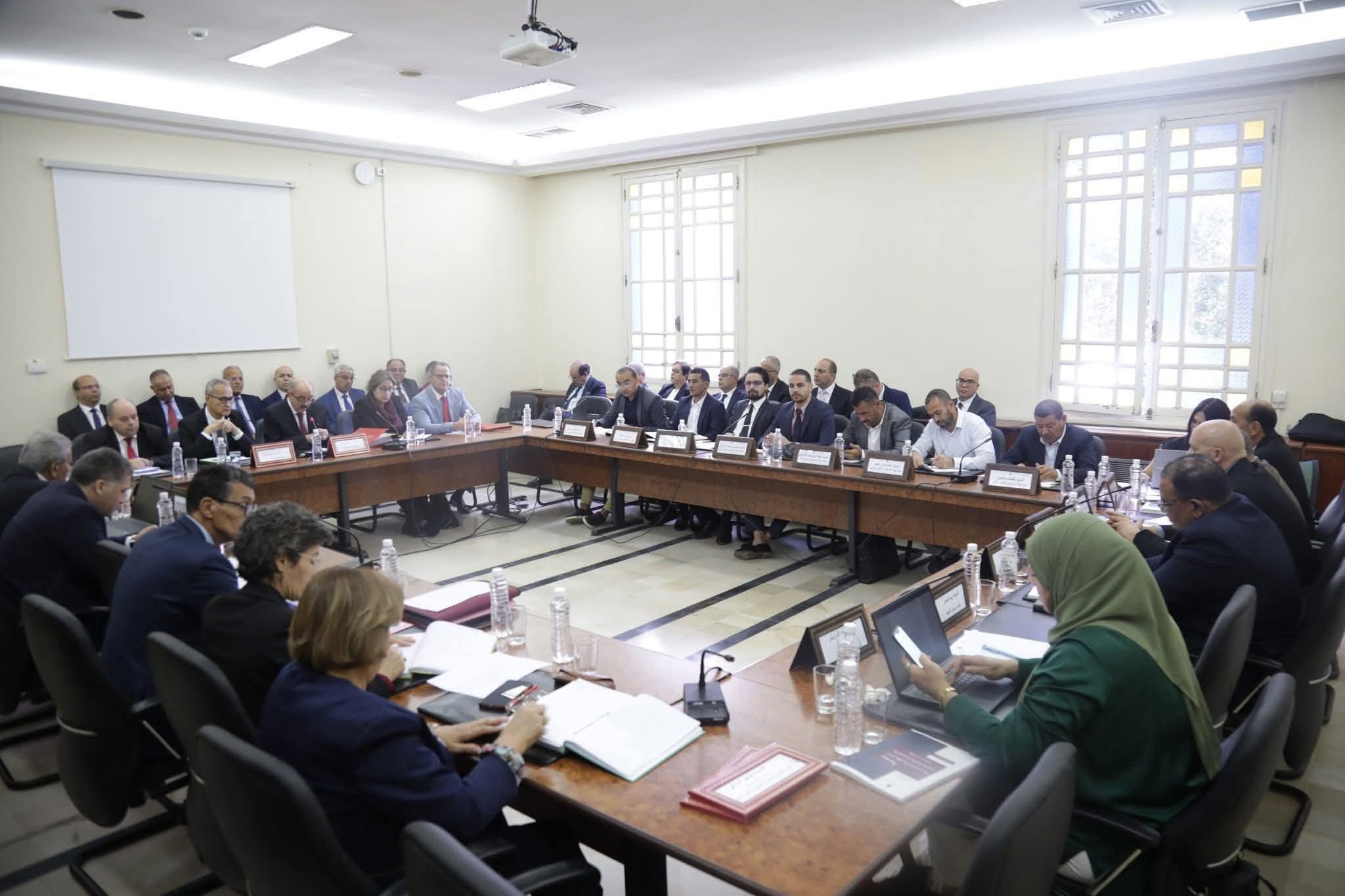 You are currently viewing لجنة الاستثمار والتعاون الدولي تعقد جلسة استماع حول مهمة وزارة الشؤون الخارجية من مشروع ميزانية الدولة لسنة 2026