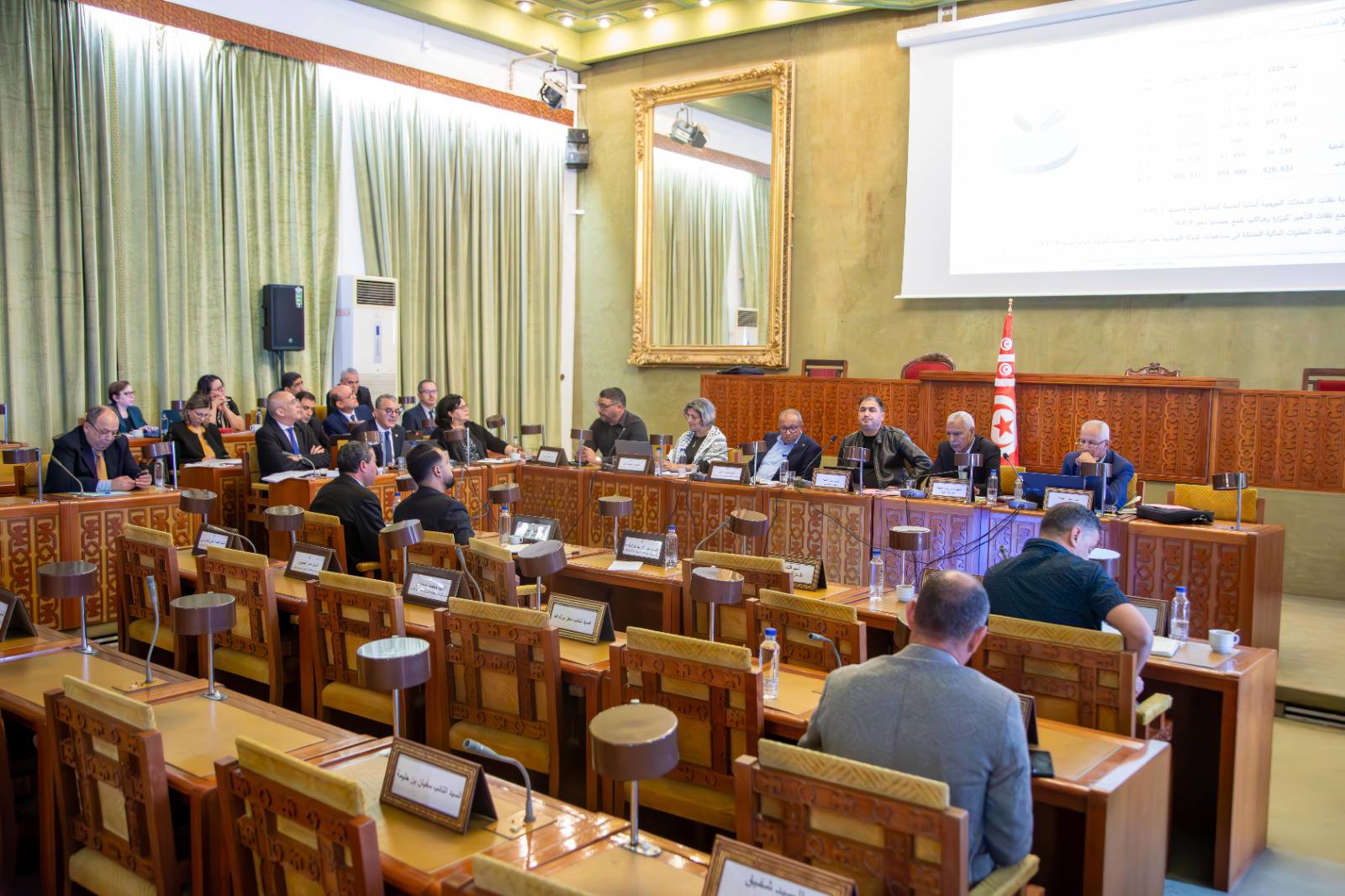 You are currently viewing لجنة المخططات التنموية والمشاريع الكبرى تعقد جلسة استماع حول مشروع ميزانية مهمة الاقتصاد والتخطيط لسنة 2026