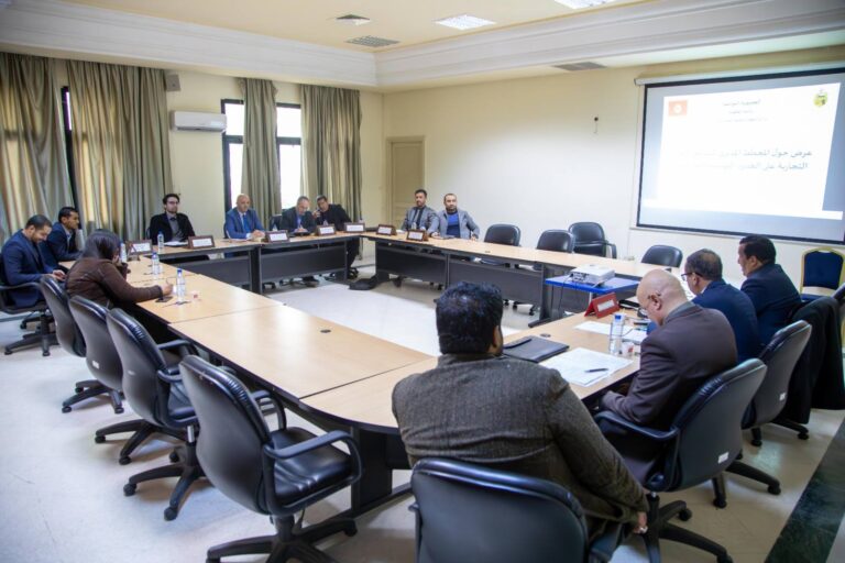 لجنة الاستثمار والتعاون الدولي تستمع لممثلي وزارة التجارة حول مناطق التبادل الحر