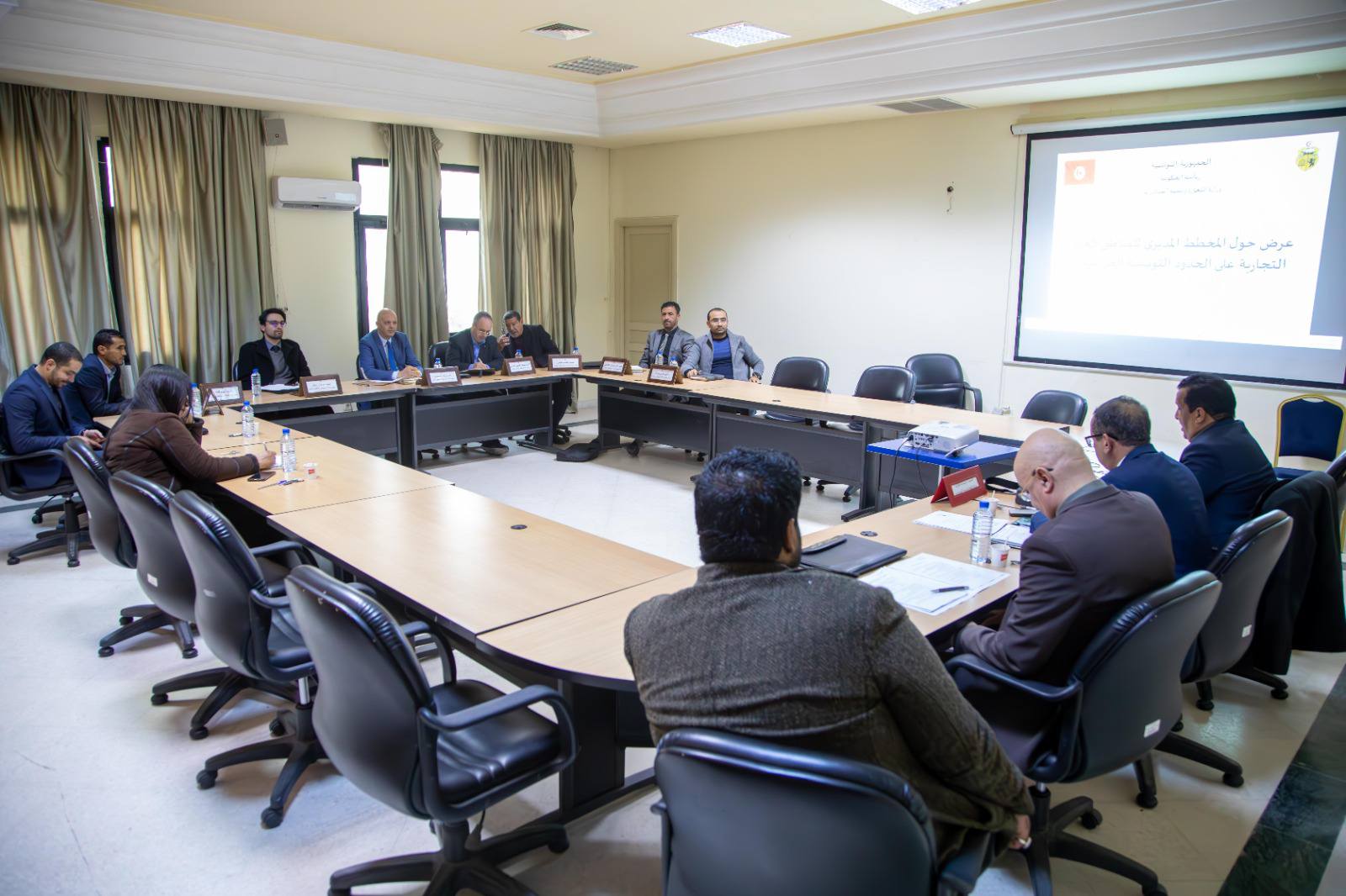 You are currently viewing لجنة الاستثمار والتعاون الدولي تستمع لممثلي وزارة التجارة حول مناطق التبادل الحر