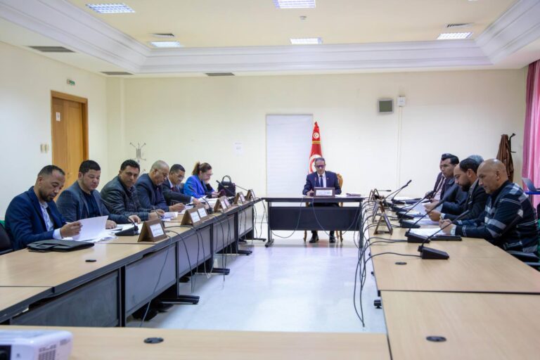 رئيس المجلس الوطني للجهات والأقاليم يشرف على اجتماع مكتب المجلس