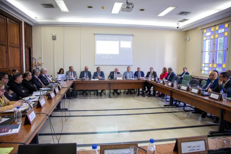 لجنة المخططات التنموية تعقد جلسة استماع حول مشروع ميزانية مهمة النقل لسنة 2026