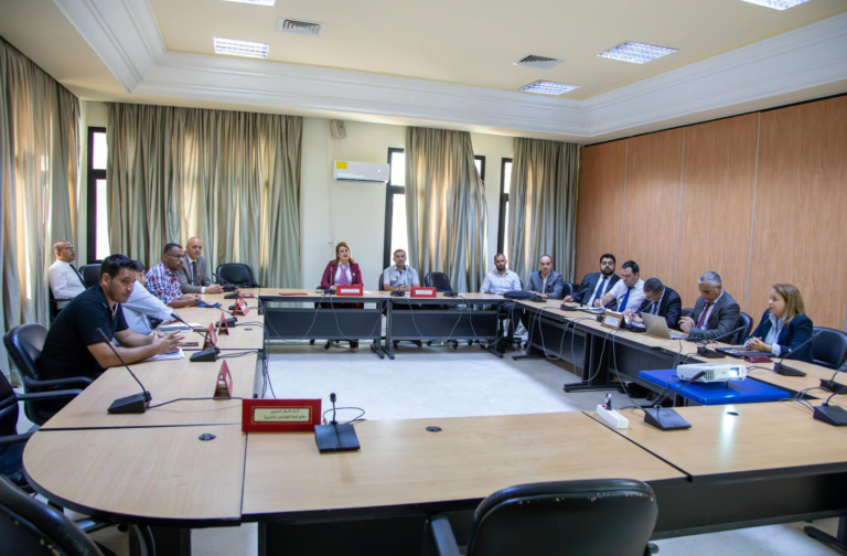 لجنة القطاعات الإنتاجية تستمع لممثلي وزارة التجارة وتنمية الصادرات