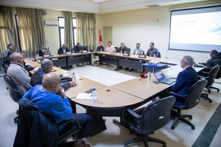 لجنة المخططات التنموية والمشاريع الكبرى تعقد جلسة حول المقاربات التي يمكن تضمينها بالمخطط التنموي 2026/2030