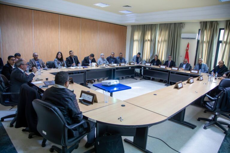 رئيس المجلس الوطني للجهات والأقاليم يشرف على جلسة عمل للجنة المخططات التنموية والمشاريع الكبرى حول المخطط التنموي 2026\2030