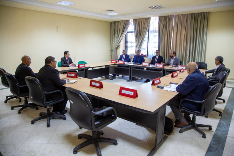 لجنتا النظام الداخلي والاستثمار والتعاون الدولي تعقدان جلستي استماع