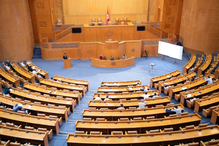 رئيس المجلس الوطني للجهات والأقاليم يشرف على تنظيم يوم دراسي برلماني حول رخص البحث والاستكشاف عن الثروات الطبيعية والإشكاليات المتعلقة بها