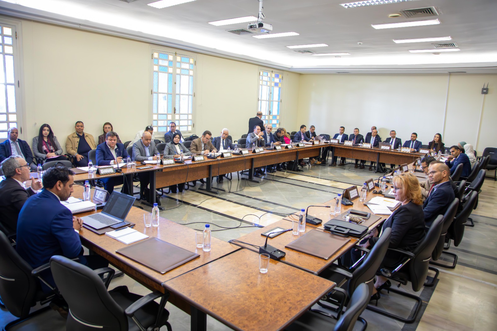 You are currently viewing لجنة المالية والميزانية تنظر في مشروع قانون المالية لسنة 2026