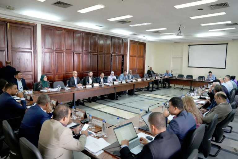 لجنتا المالية والميزانية بالمجلس الوطني للجهات والأقاليم ومجلس نواب الشعب تتداولان حول مشروعي ميزانية الدولة و قانون المالية لسنة 2026