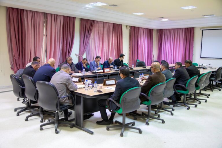 لجنة الاستثمار والتعاون الدولي تستمع لممثلي وزارة الداخلية حول الاستثمار البلدي