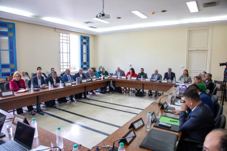 لجنة الخدمات والتنمية الاجتماعية تستمع إلى وزير التشغيل والتكوين المهني بخصوص مهمة الوزارة من مشروع ميزانية الدولة لسنة 2026