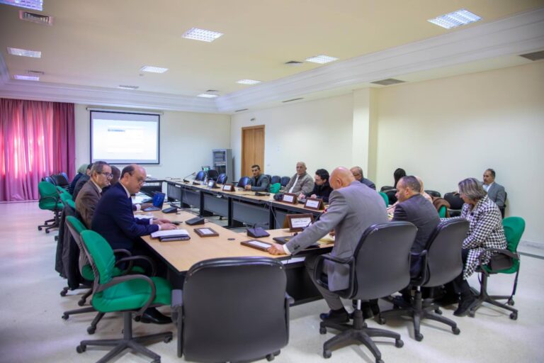 لجنة الاستثمار والتعاون الدولي تستمع لممثلي وزارة الاقتصاد والتخطيط